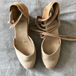 Castaner beige classic espadrilles